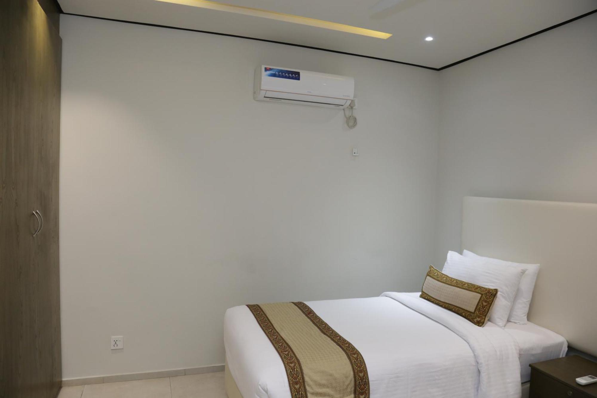 Trivelles Executive Suites Islamabad Eksteriør bilde
